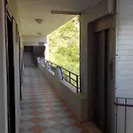 Mor كوشاداسيه