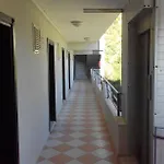 Mor